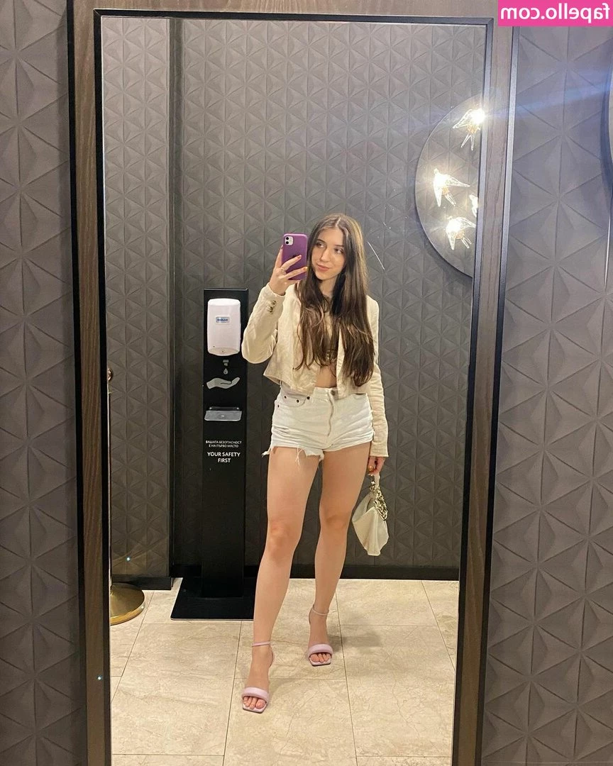 mariia.mosto [ mariia-mosto ] - Just sent this video out 👀👀