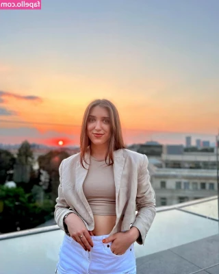 mariia.mosto [ mariia-mosto ] - O tal banho da meia noite desembaçado