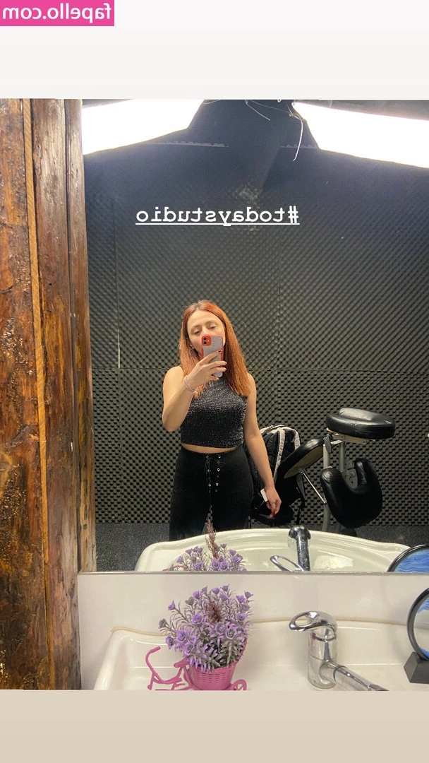 Melek Asmr [ melek-asmr ] - Losers like you don t deserve attention from me UNLESS you re paying