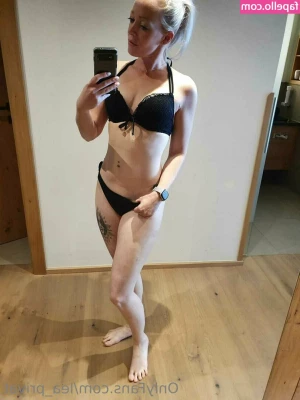 lea_privat [ lea-privat ] - ✨️Would YOU grab😜😈✨️  My Hair? Or My Tits?  Or My Ass? 