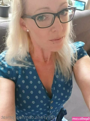 lea_privat [ lea-privat ] - Ik hou van sperma!