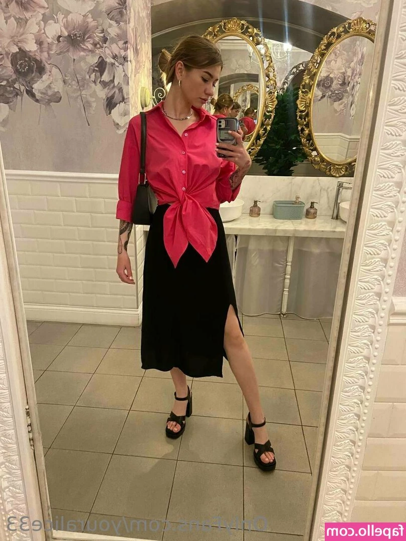 youralice33 - Cum in my mouth Daddy