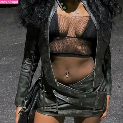 Moonishmia - ready to be bad with me  msg me babe
