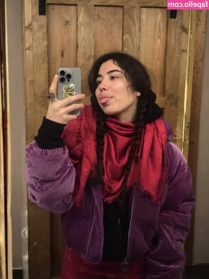 kara_xaen [ kara-xaen-1 ] - Happy thanksgiving  I m online and ready to chat if you re here  