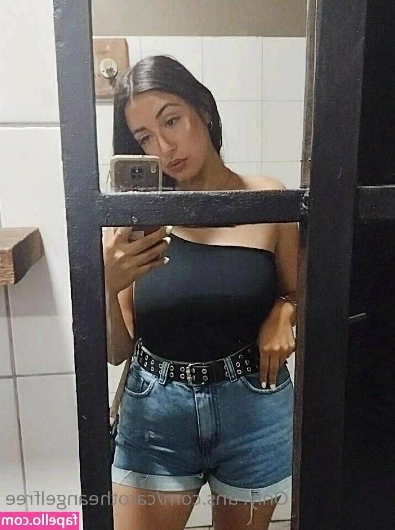 carotheangelfree - Back or front