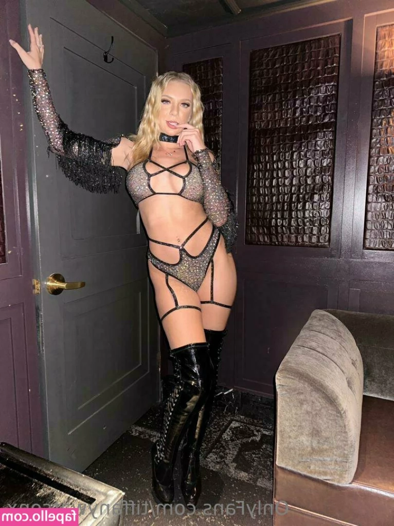 tiffanywatsonx - 🥵💦 Masturbación salvaje🥵💦  Tendrás el video completo en