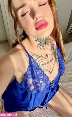 alexa_lee [ alexa-lee ] - Why aren t you on your knees already    You have to show your Goddess