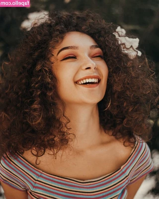 Natalia Olednik [ natalia-olednik ] - Come make Mistress very happy