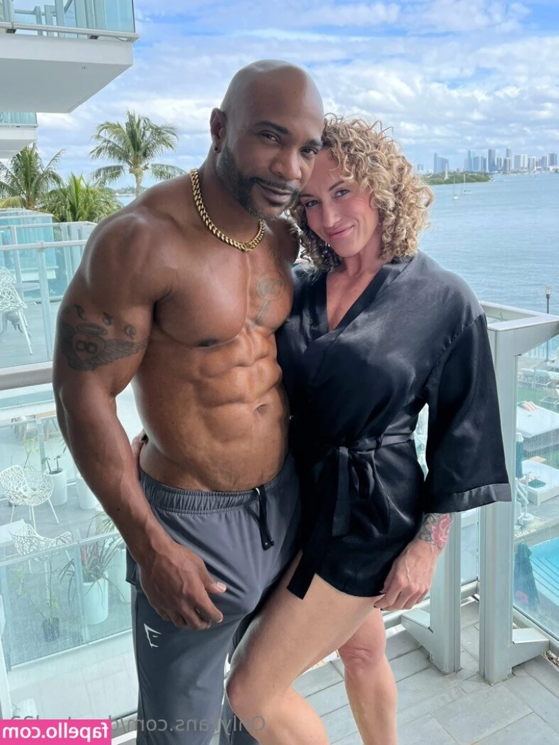 deesteel33 - Baking up a storm