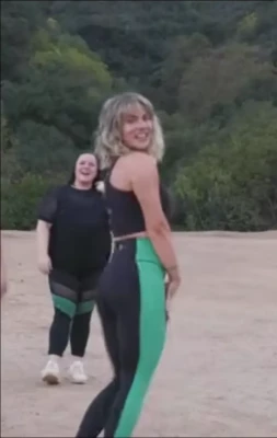 Jojo Levesque [ jojo-levesque ] - More to come later today part 1