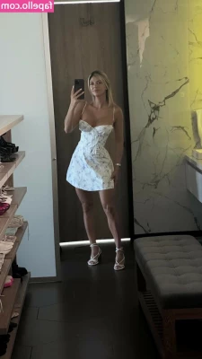 Charming_ale [ charming-ale ] - Slide to pull my panties to the side 😉