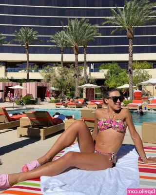 Joanna Jedrzejczyk [ joanna-jedrzejczyk-1 ] - New vibrator!