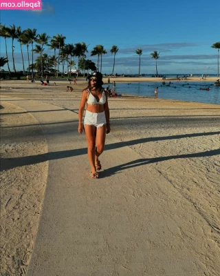 Joanna Jedrzejczyk [ joanna-jedrzejczyk-1 ] - Who wants a video in the dms tn 👀😮‍💨 tip $4