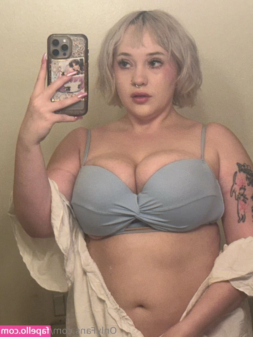 bunnygorll - Hope you had a good week babes, heres a little surprise for you