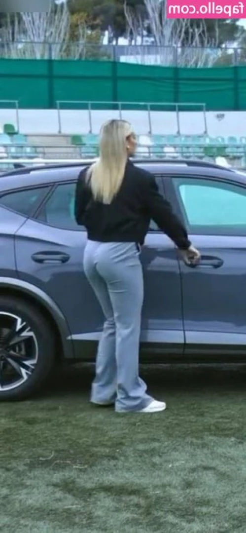 Alexia Putellas [ alexia-putellas ] - Who is hungry today? 💞🤭