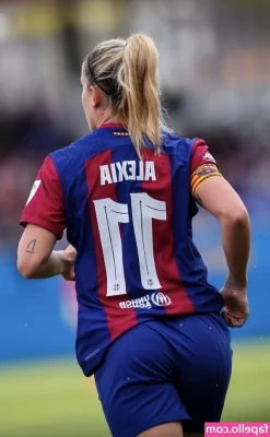 Alexia Putellas [ alexia-putellas ] - You get horny watching me indecisively trying on panties and