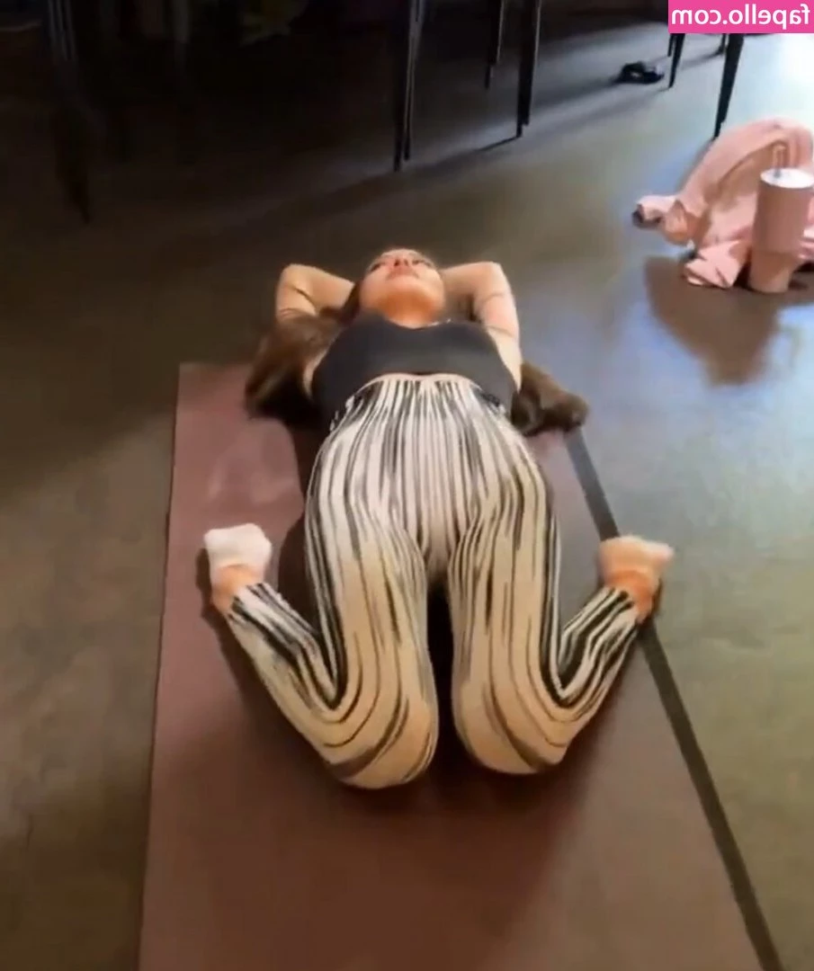 itskatchii [ itskatchii-15 ] - Are they kissable