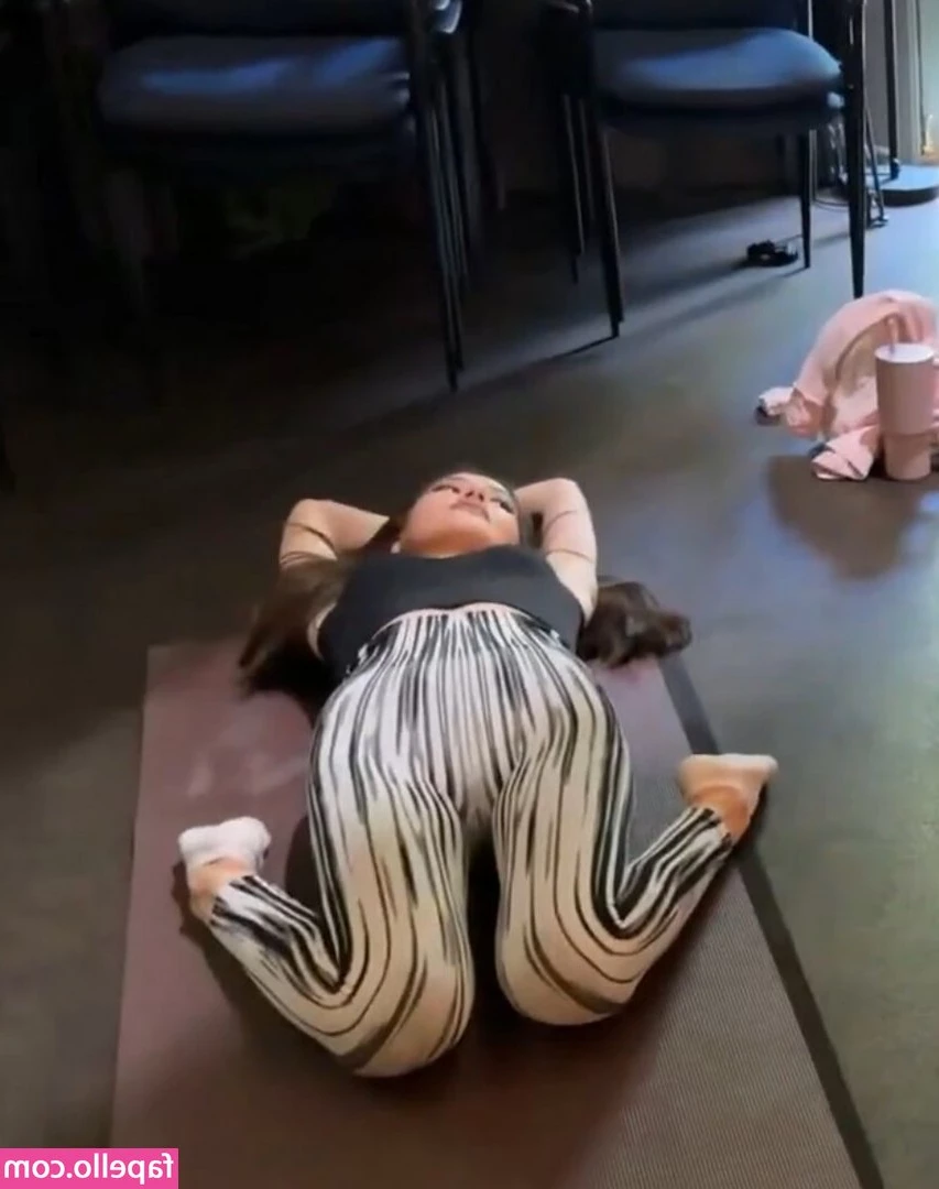 itskatchii [ itskatchii-15 ] - you all said you like pupper photos so Akira says hi!!!