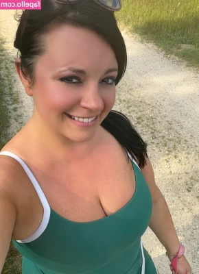 NatashaCL7 - Heute gibt s mal wieder hübsche Beine und Füße für euch   Ich