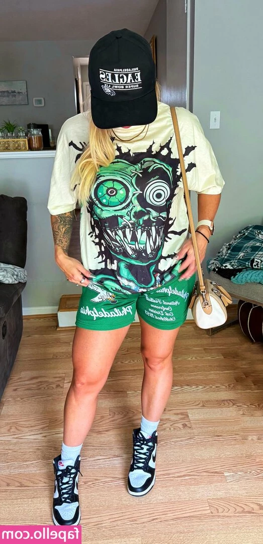 Chelsie Runnels [ chelsie-runnels ] - Hey there 🤭💦