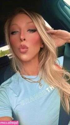 Chelsie Runnels [ chelsie-runnels ] - Morning shower after content day is always the best