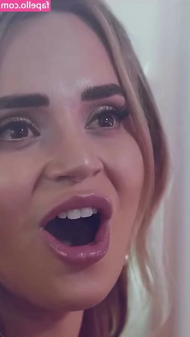 Rosanna Pansino [ rosanna-pansino ] - Don t forget to fap on my videos  Thank you