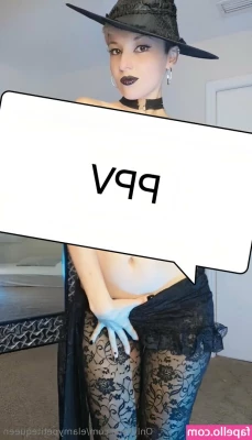 elamypetitequeen [ elamypetitequeen-1 ] - Could you fit it in your mouth