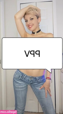 elamypetitequeen [ elamypetitequeen-1 ] - Come take a bubbless bath with me