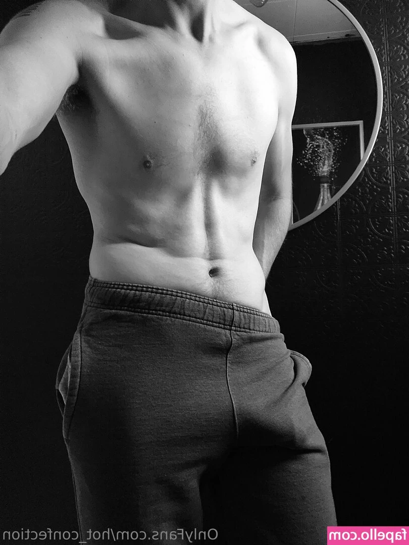 hot_confection [ hot-confection ] - Videos are coming soon  they just take so long to upload  Be patient