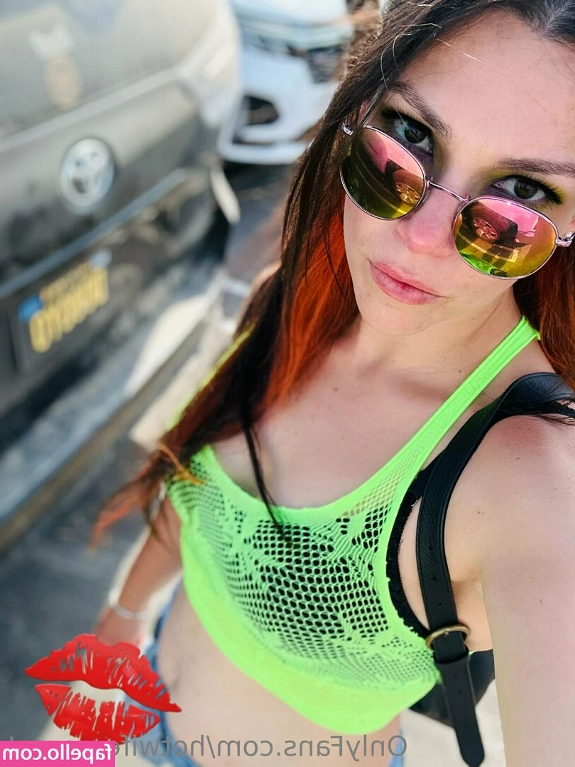 hotwifemargot - Showing off my art 🤗