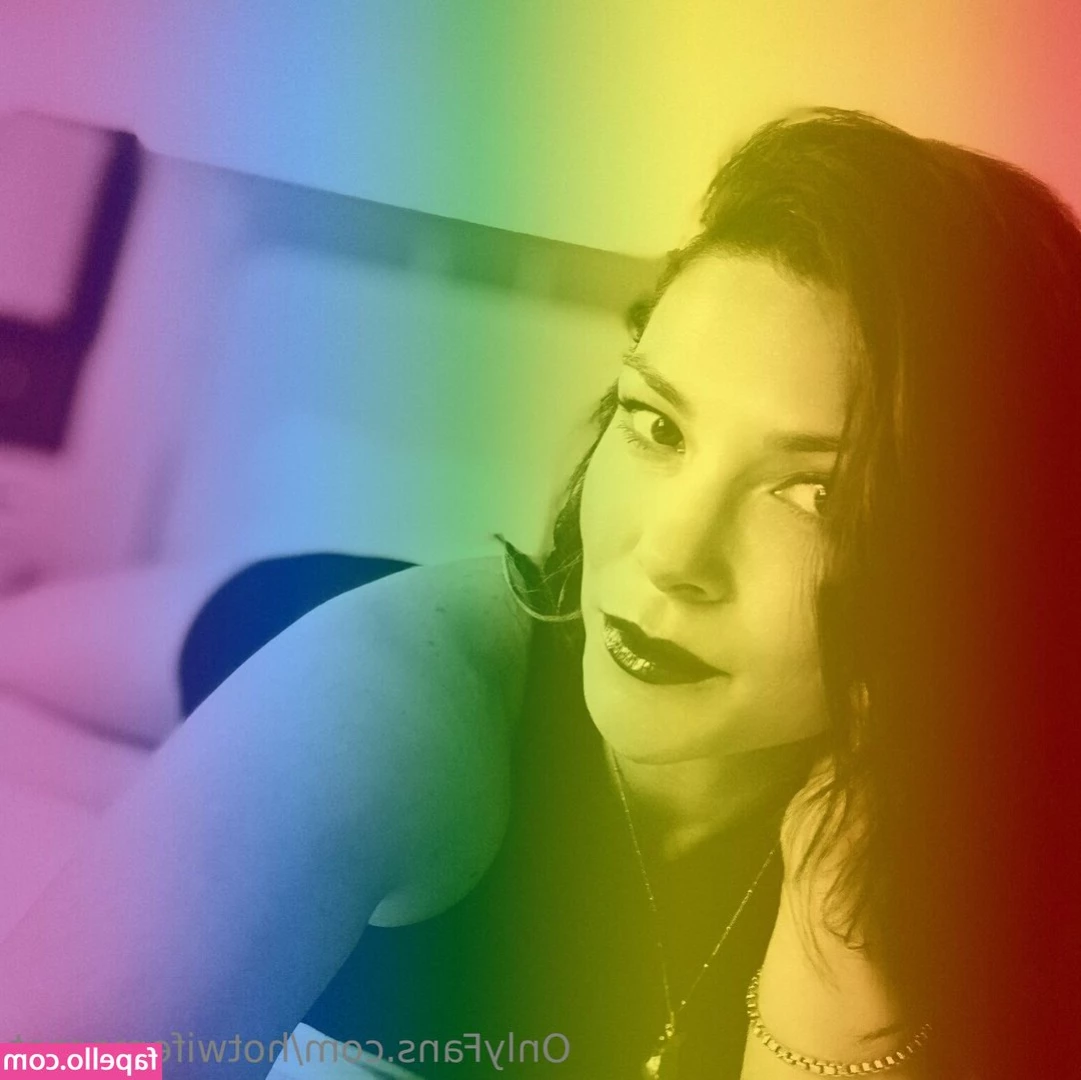 hotwifemargot - How hard would you spoil me on our date night?🥰