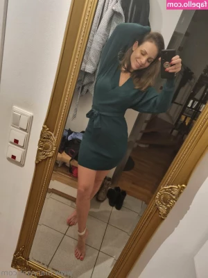 marywet_freechannel [ marywet-freechannel-1 ] - Need a little attitude