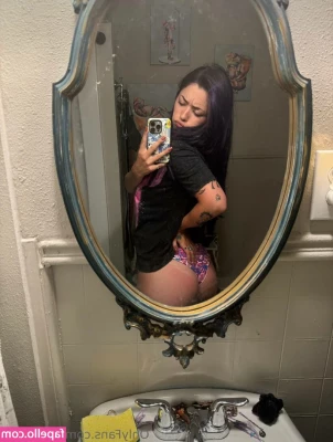 zoe.ebarb [ zoe-ebarb ] - Music for your Friday  lt 3  https open spotify com play