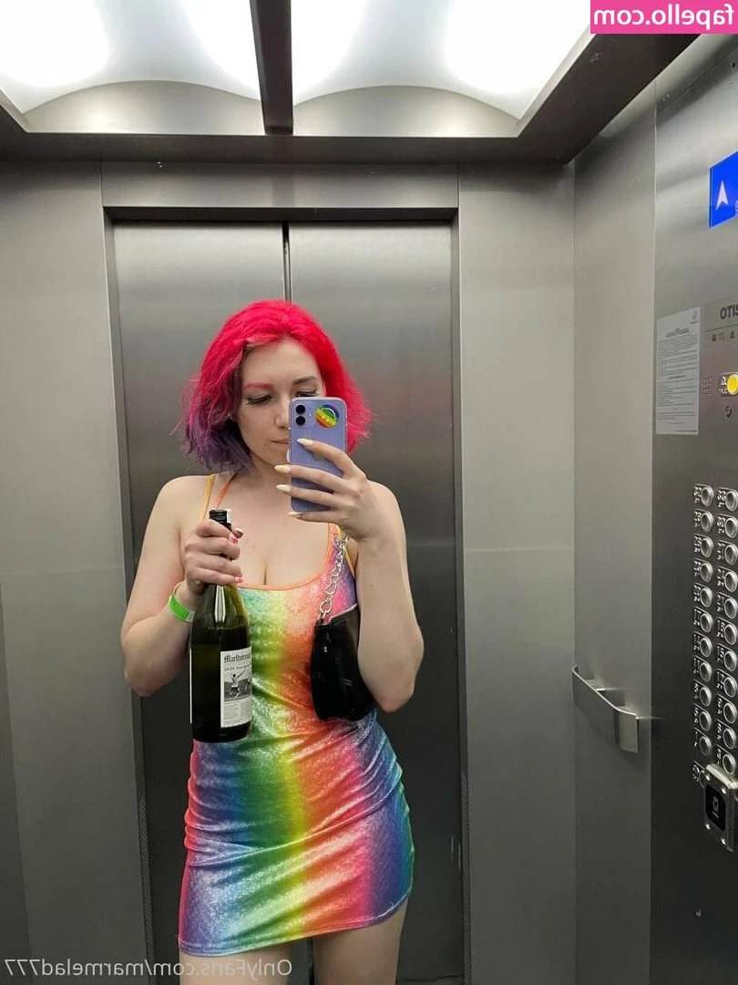 candymarmelad - G/G/G/G SLUT FEST ORGY We shared toys, lips, pussies, and a camera ..