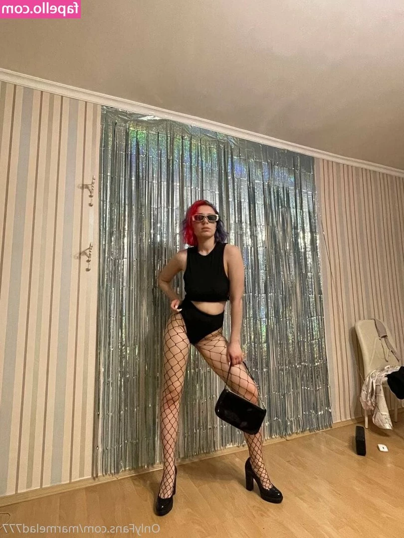 candymarmelad - Daddy, you have been a good all this year?❤️❄️