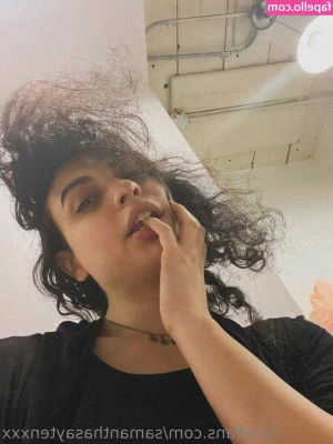 samanthasaytenx - Stilettos are a girl s best friend part 1