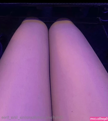 karolina_lina_free [ karolina-lina-free ] - Hi lovely’s 👋 hope you’re having a cum filled weekend 🤪🤤