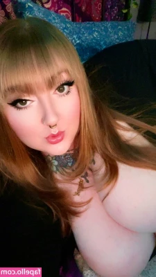 Mystique.Samantha [ mystique-samantha ] - Bed broke having to much fun