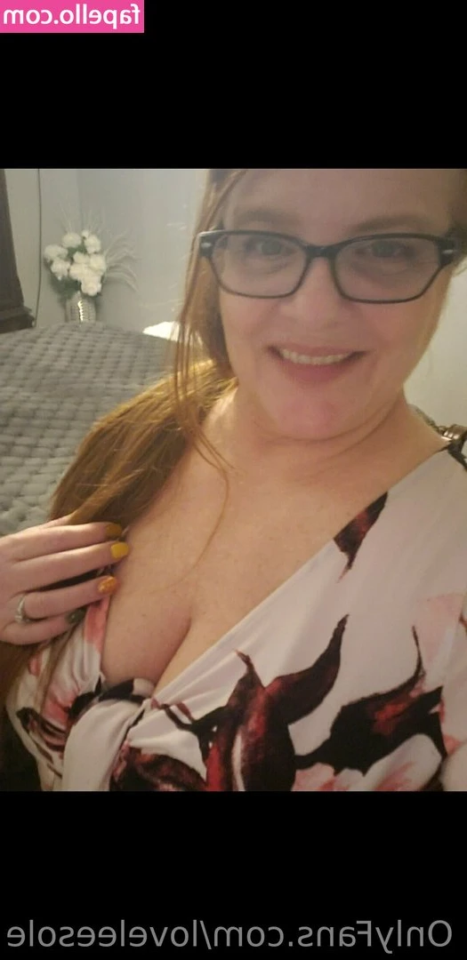 loveleesole - A little sneak peek from yesterday's photo shoot. How do you like my