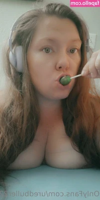 uredbuller22 - Daddy bent me over a chair and fucked me good   I asked him not to