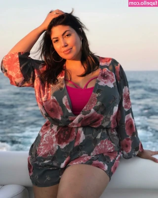 Jessica Milagros [ jessica-milagros ] - Candy