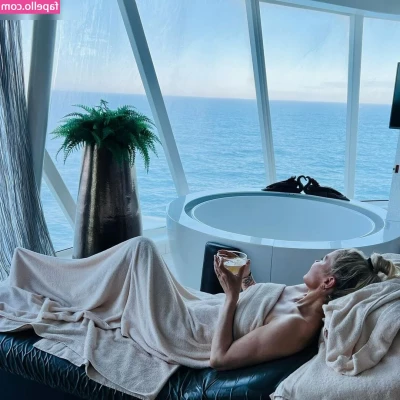 Janine Kunze [ janine-kunze ] - I m sending out a new box tonight     Keep an eye on your messages