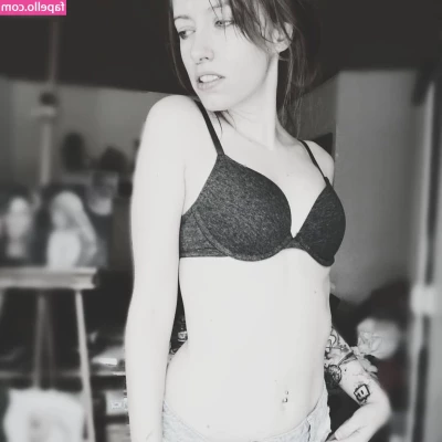 einfachsonina - When she looks at u like I ll do all the freaky things with u