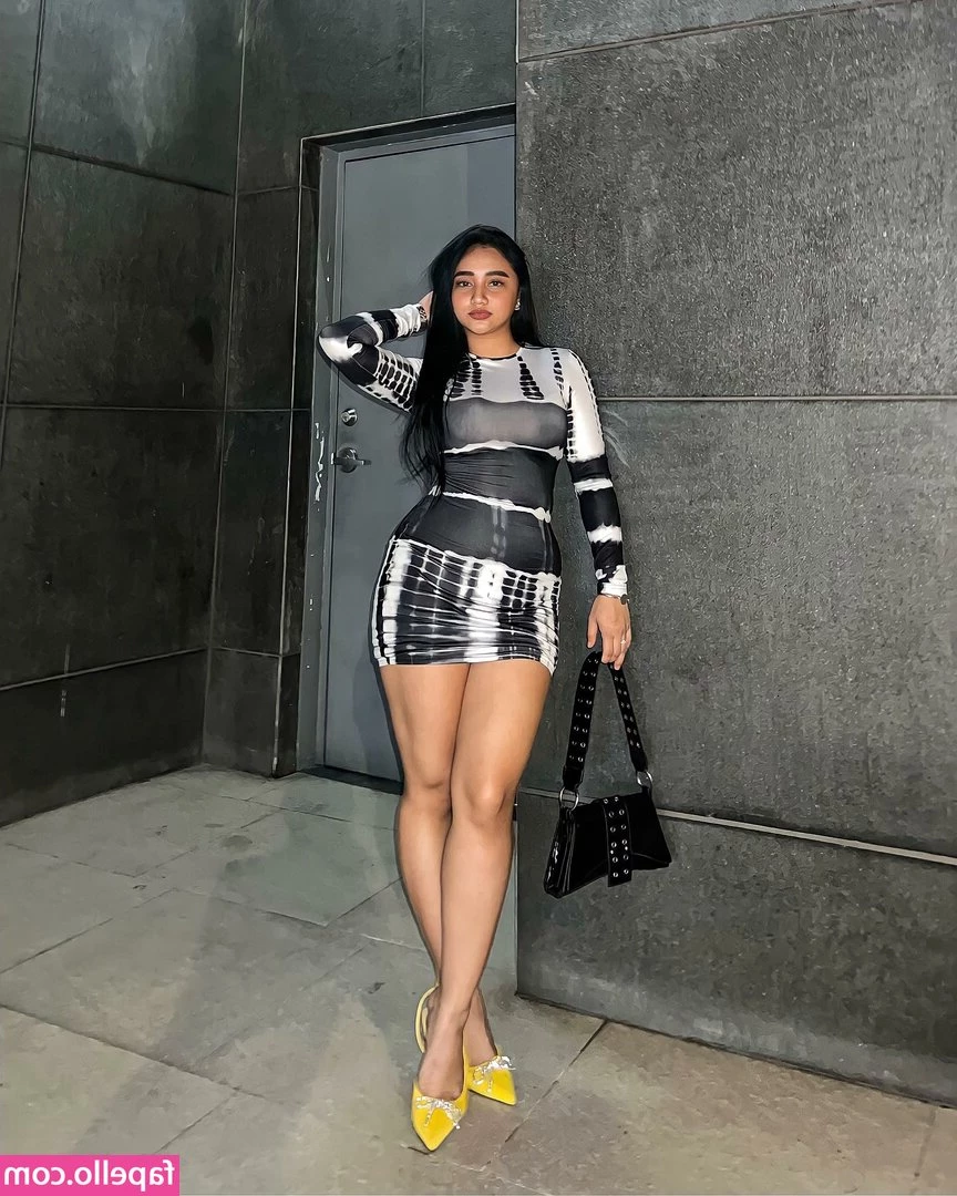 Kyrah Umadhay [ kyrah-umadhay ] - Baby lets go back to bed 😈