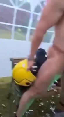 Hen Party Fun [ hen-party-fun ] - Enjoying the sunshine