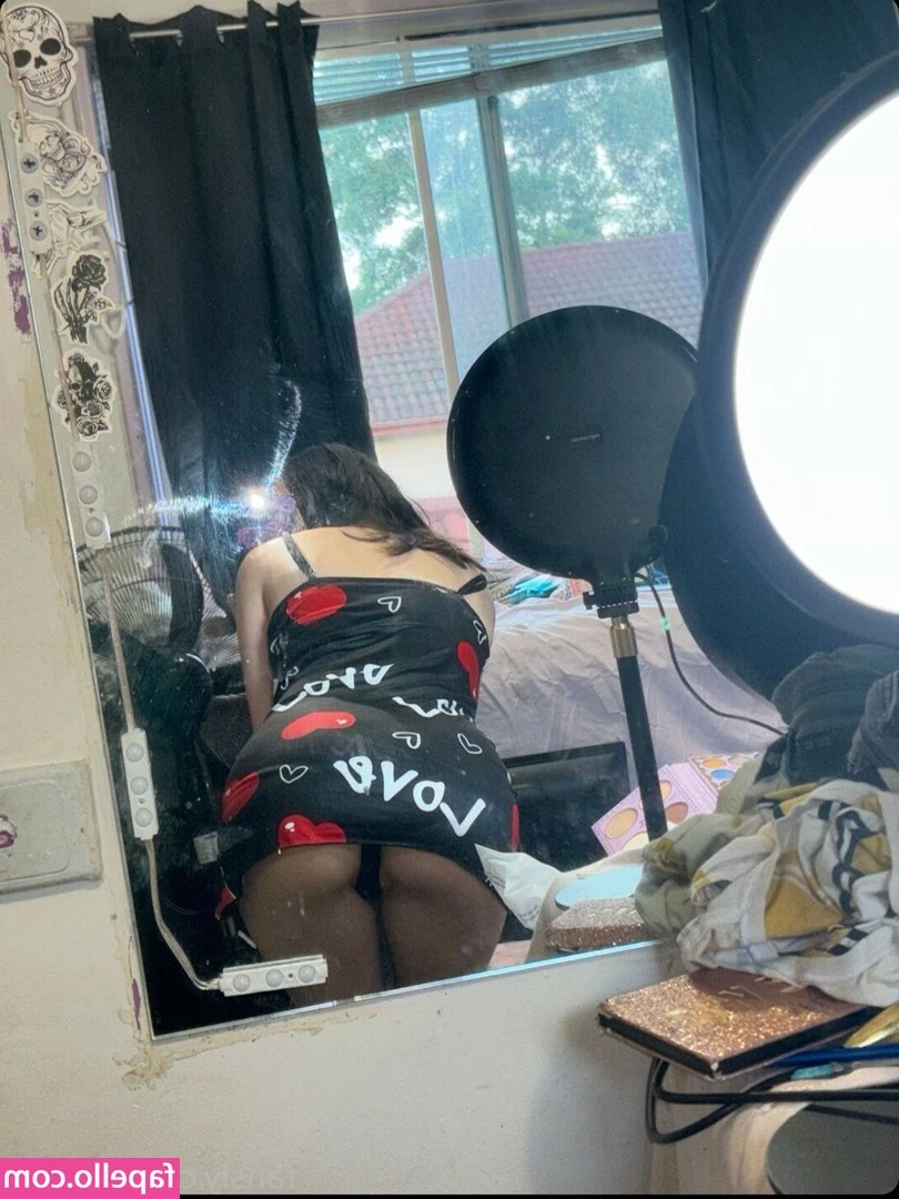 Siamayll - A LOS CUANTOS MESES SIN  TENER SEXO  UNO MUERE