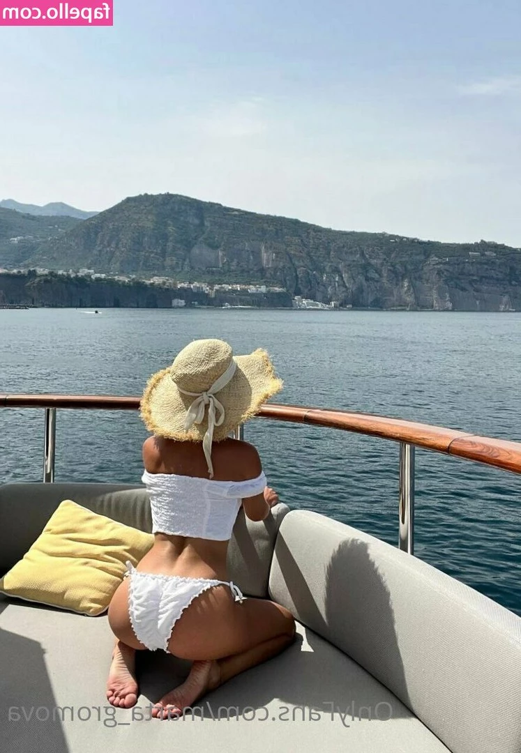 marthanudemodel - I’ll be around later tonight 💕