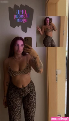 nina.buettner_fit [ nina-buettner-fit ] - Sock removal and fluffy toe clean with some sweaty feet sniffing