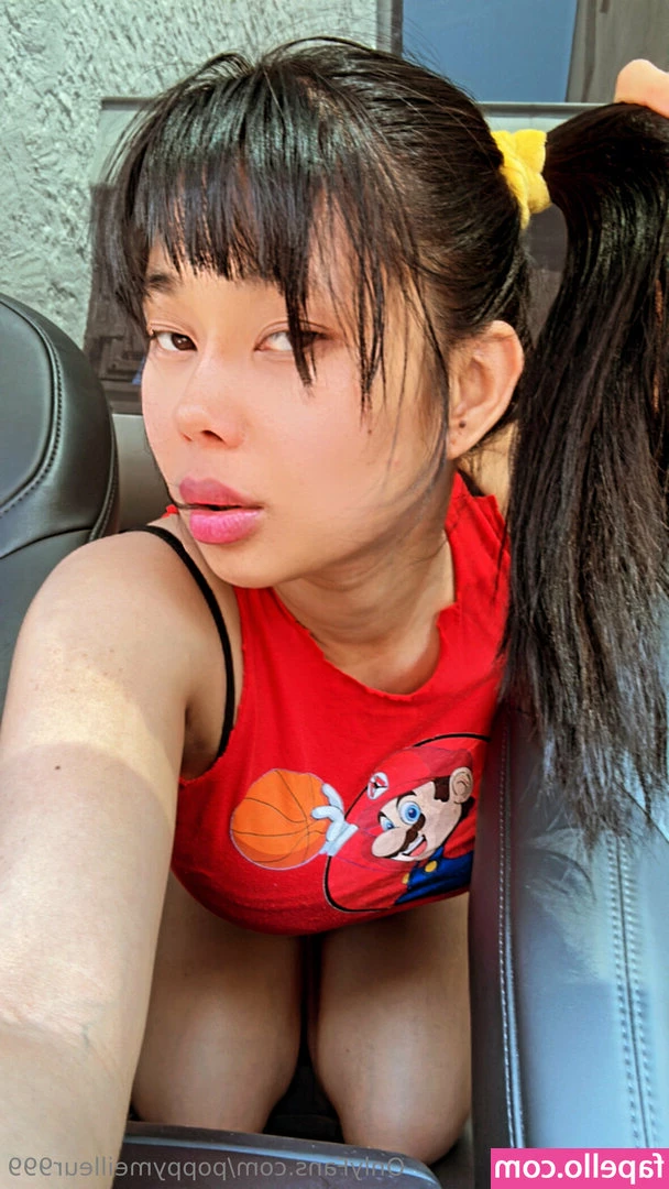 poppymeilleur999 - lets see who suck dick better 👀👀👀👀👀👀😘