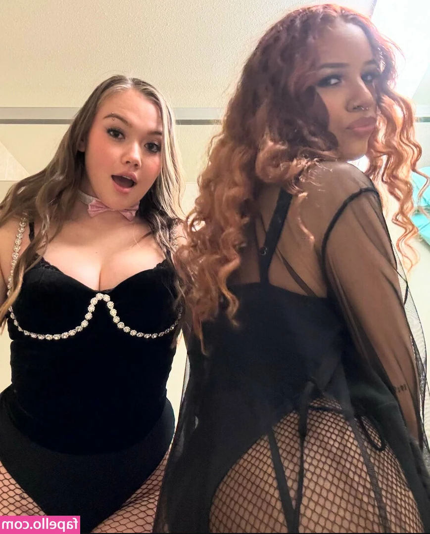 ASMRLia - Gwendolyn is home   HappyThoughtOfTheDay   That s my car